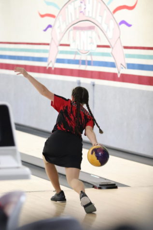 EHS Bowling Competes in Regionals
